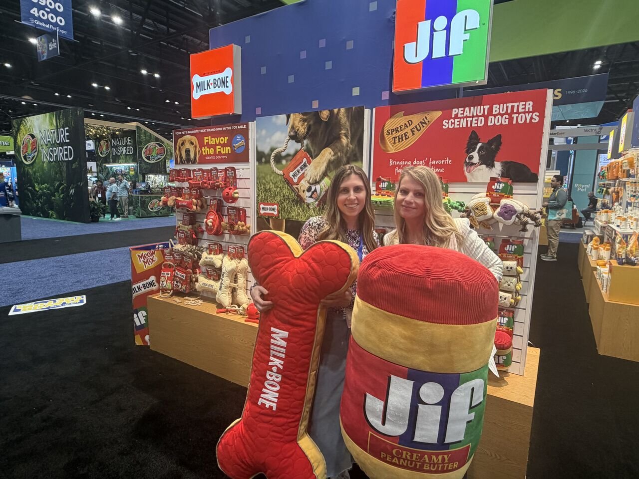 Milk-Bone & Jif: Peanut-Butter-Scented Toys in the Toy Aisle – Global Pet Expo 2026