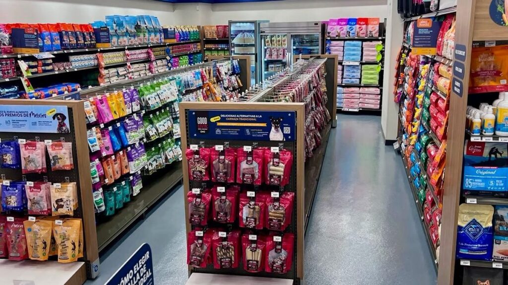 Global Pet Retailers Post Mixed Q2 2026 Results: Musti Group Leads at 13.8% Growth, Petco Flat at 0.05%