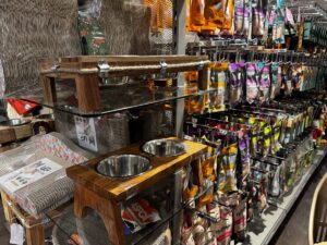 H.I.G. Capital acquires Outward Hound, backing a $53bn pet accessories p — pet industry editorial image