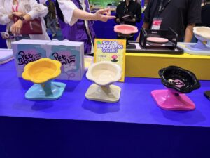 How to Source Pet Products from Manufacturers