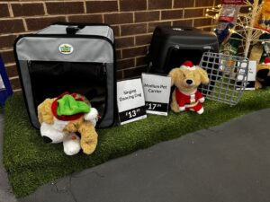 i-Tail posts record THB 18.2bn sales as treats and new products drive gr — pet industry editorial image