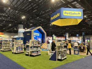 Fromm Family Foods Recalls 5,825 Cases of Canned Dog Food Over Potential — US pet retail market