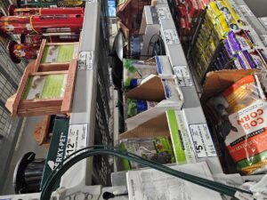 H&H Group's Pet Nutrition and Care Segment Grows 4.8% LFL in H1 2026, Dr — US pet retail market